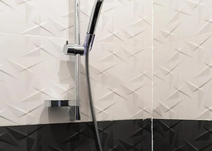 Avec Terrasse Нанси